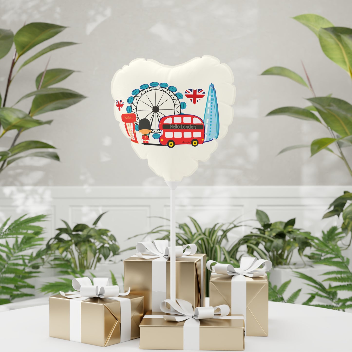 London Illustration Art Balloon (Round and Heart-shaped), 11"